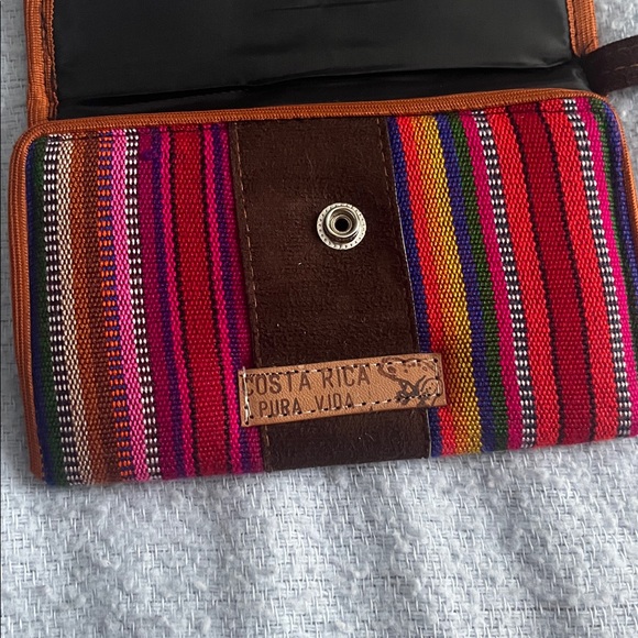 Costa Rica Wallet - Picture 3 of 4